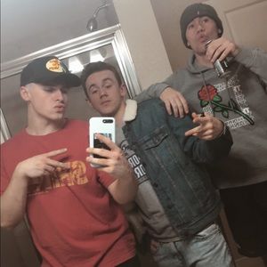 Meet your Posher, Eric